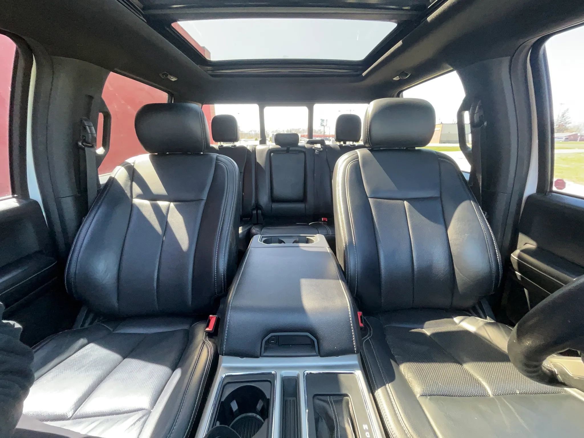 Used 2019 Ford F150 Lariat w/ Equipment Group 502A Luxury AWD/4WD image 22