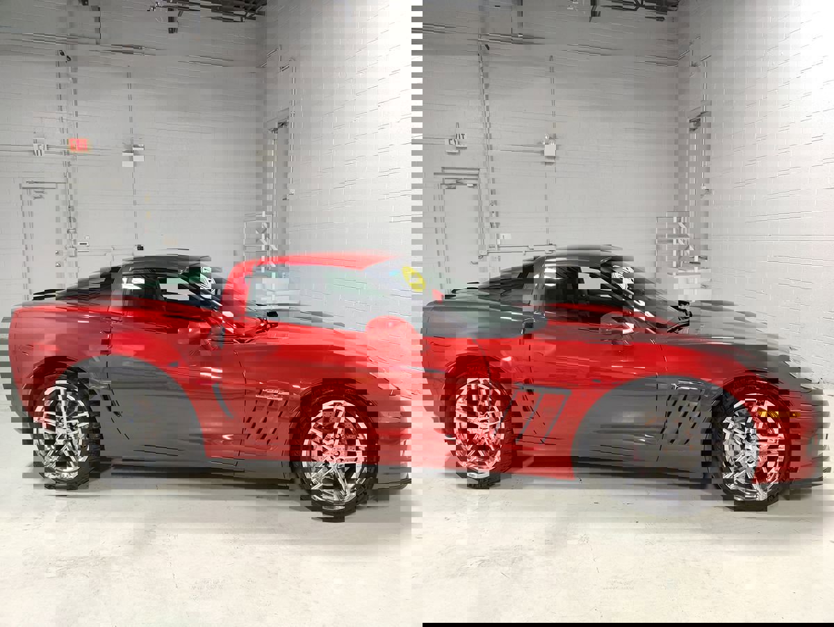 Used 2012 Chevrolet Corvette Grand Sport w/ 3LT Preferred Equipment Group image 2