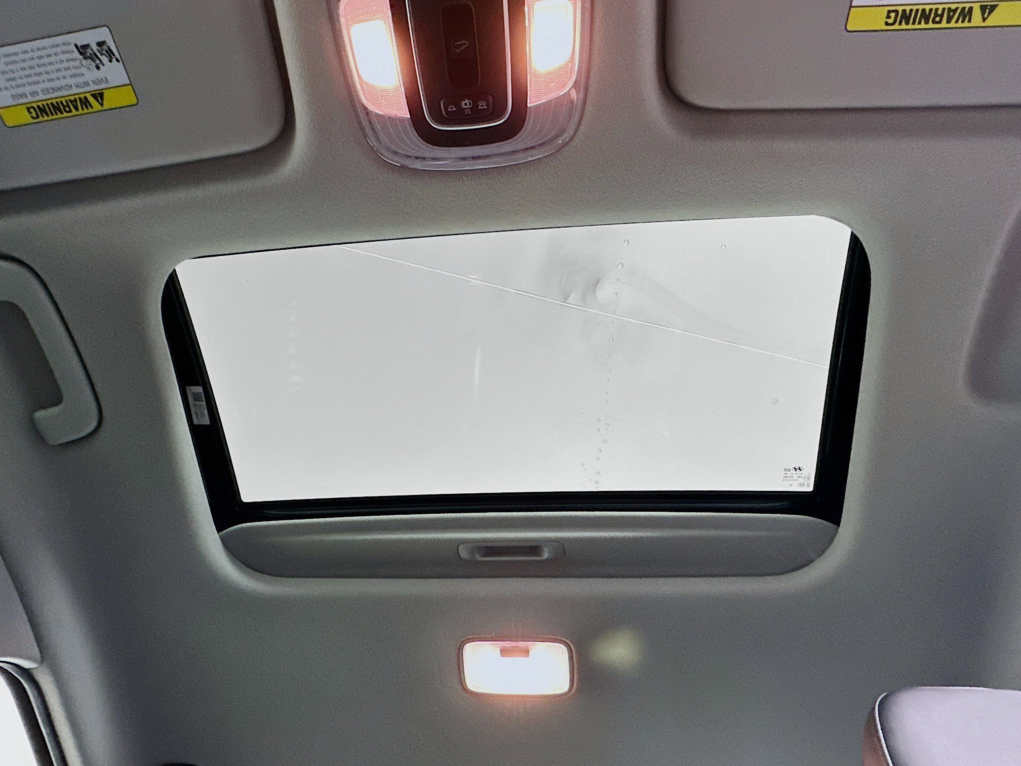 Used 2023 Hyundai Elantra Limited w/ Cargo Package image 26