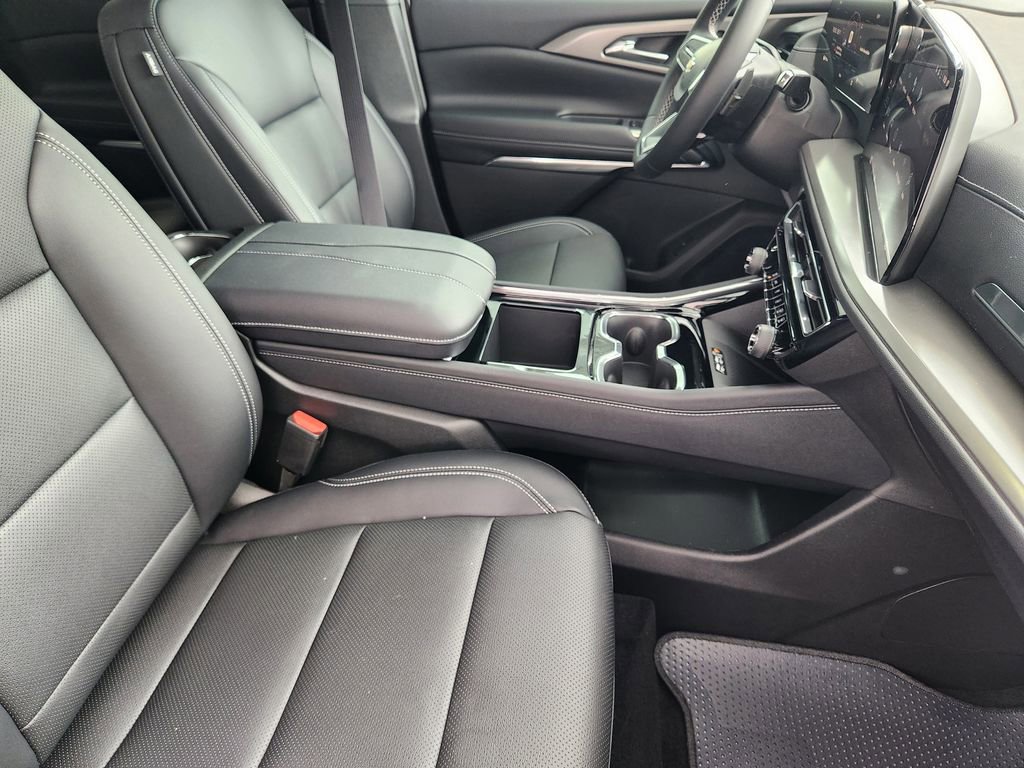 New 2026 Chevrolet Traverse LT FWD image 10