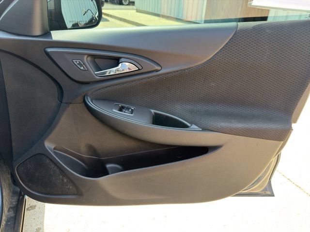 Used 2020 Chevrolet Malibu LT FWD image 24
