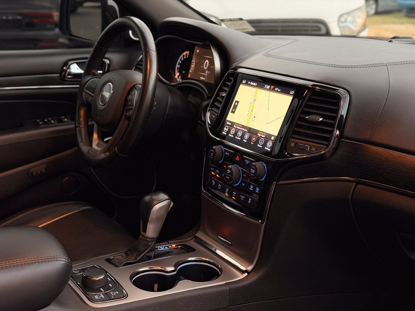 Used 2021 Jeep Grand Cherokee High Altitude AWD/4WD image 41