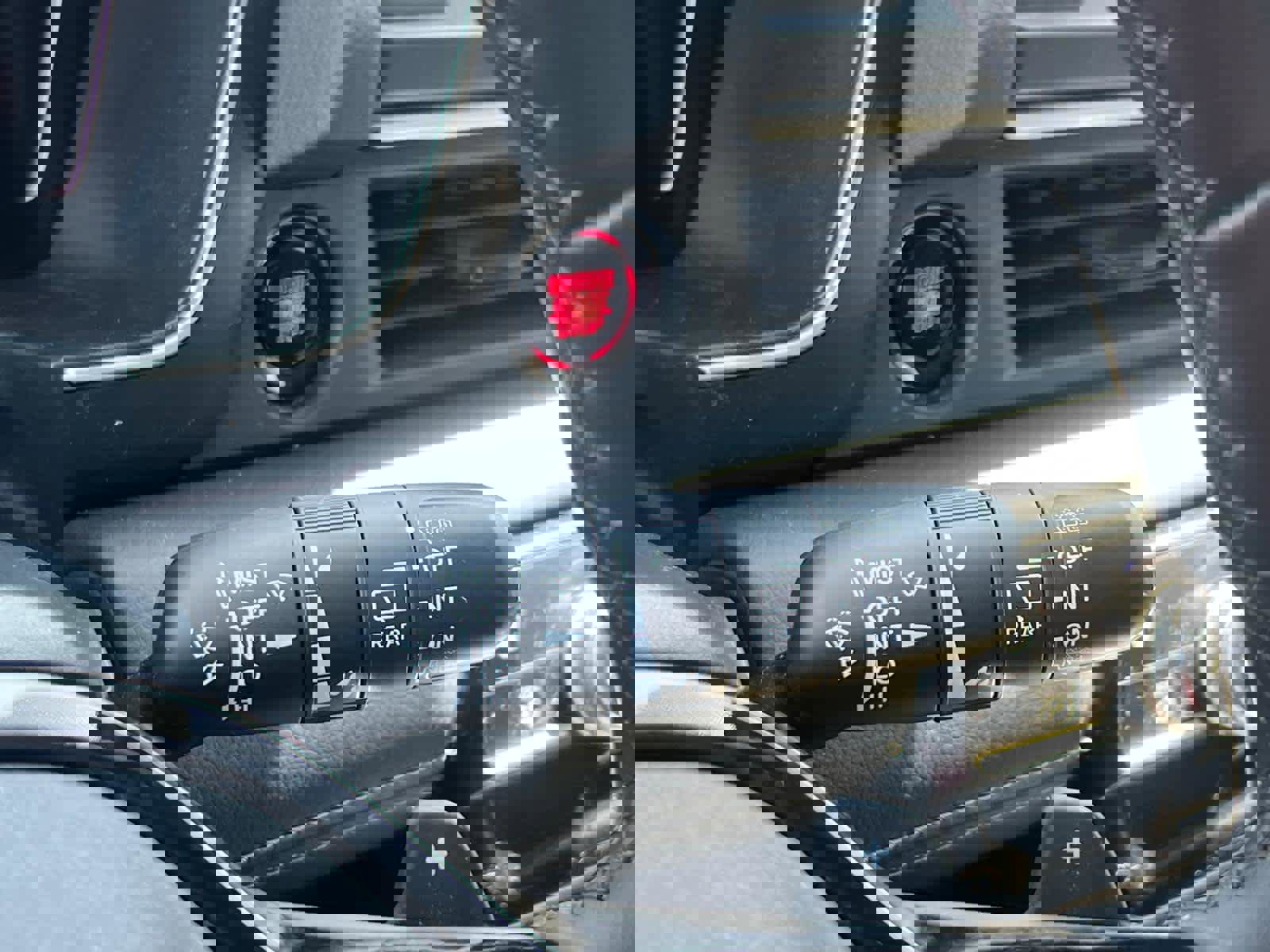 Used 2023 Honda Pilot Touring image 19