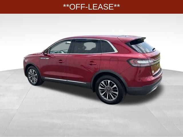 Used 2019 Lincoln Nautilus Select AWD/4WD image 4