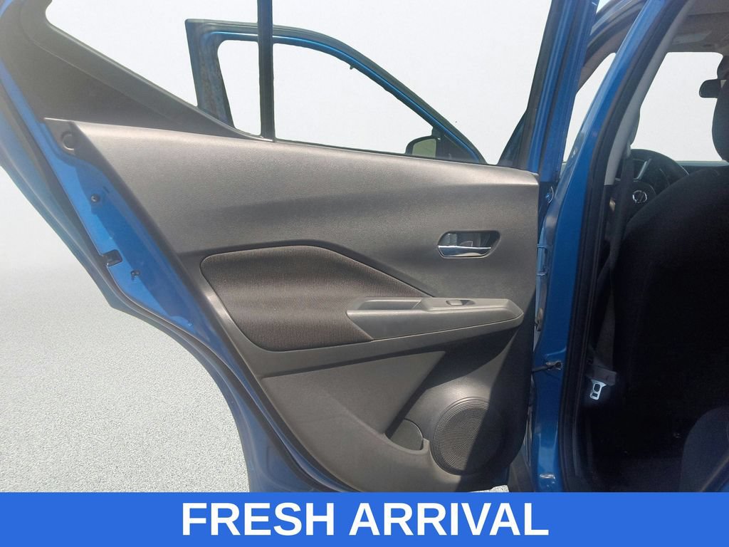 Used 2021 Nissan Kicks SV FWD image 31