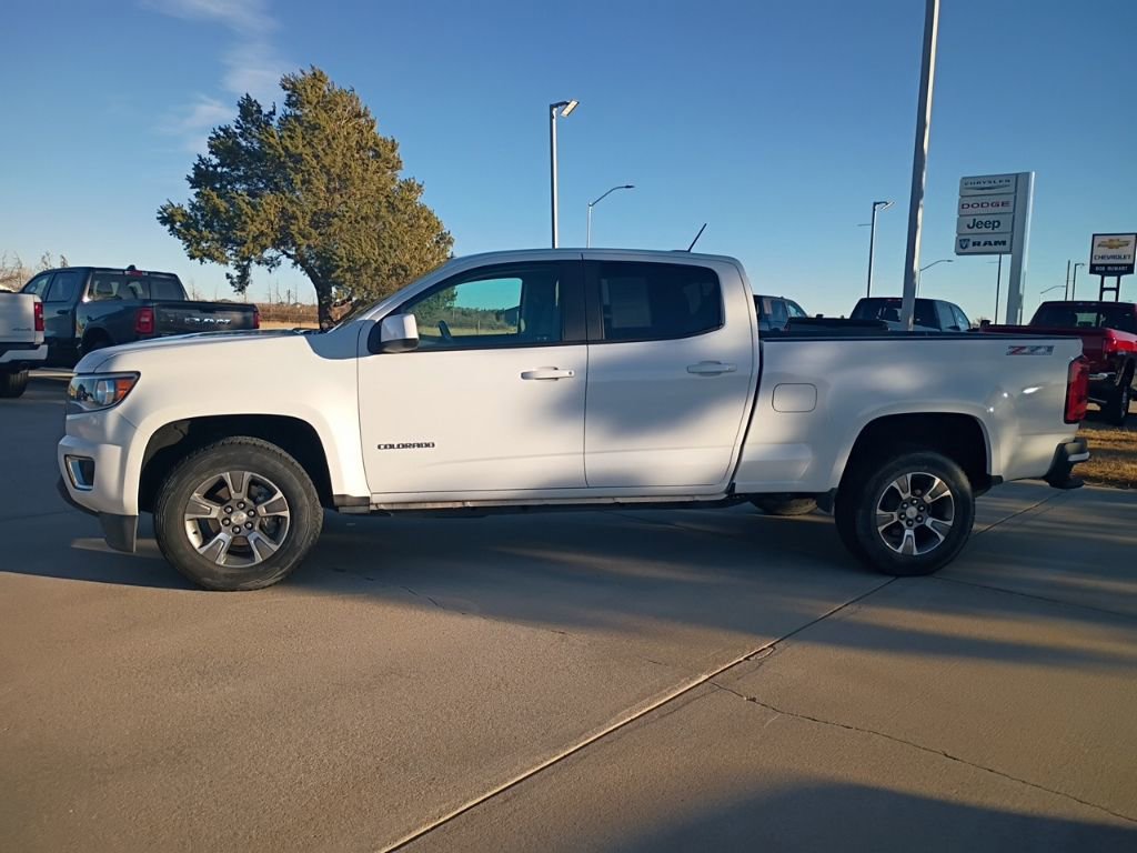 Used 2020 Chevrolet Colorado Z71 image 2