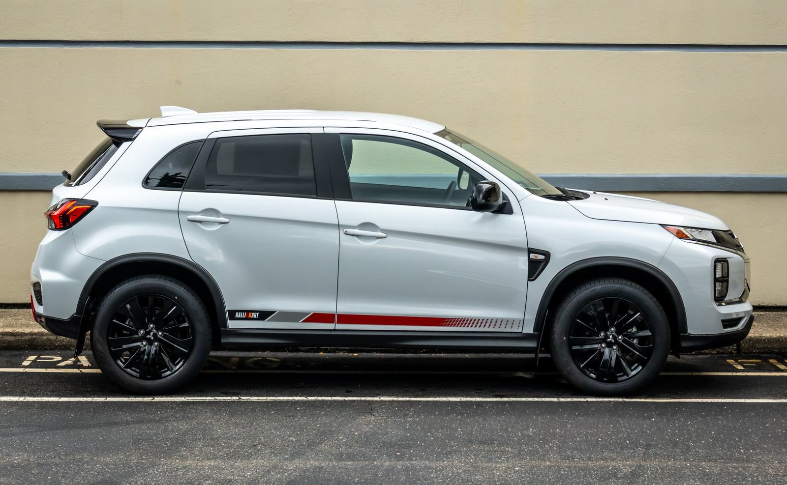 New 2024 Mitsubishi Outlander Sport Ralliart AWD/4WD image 10