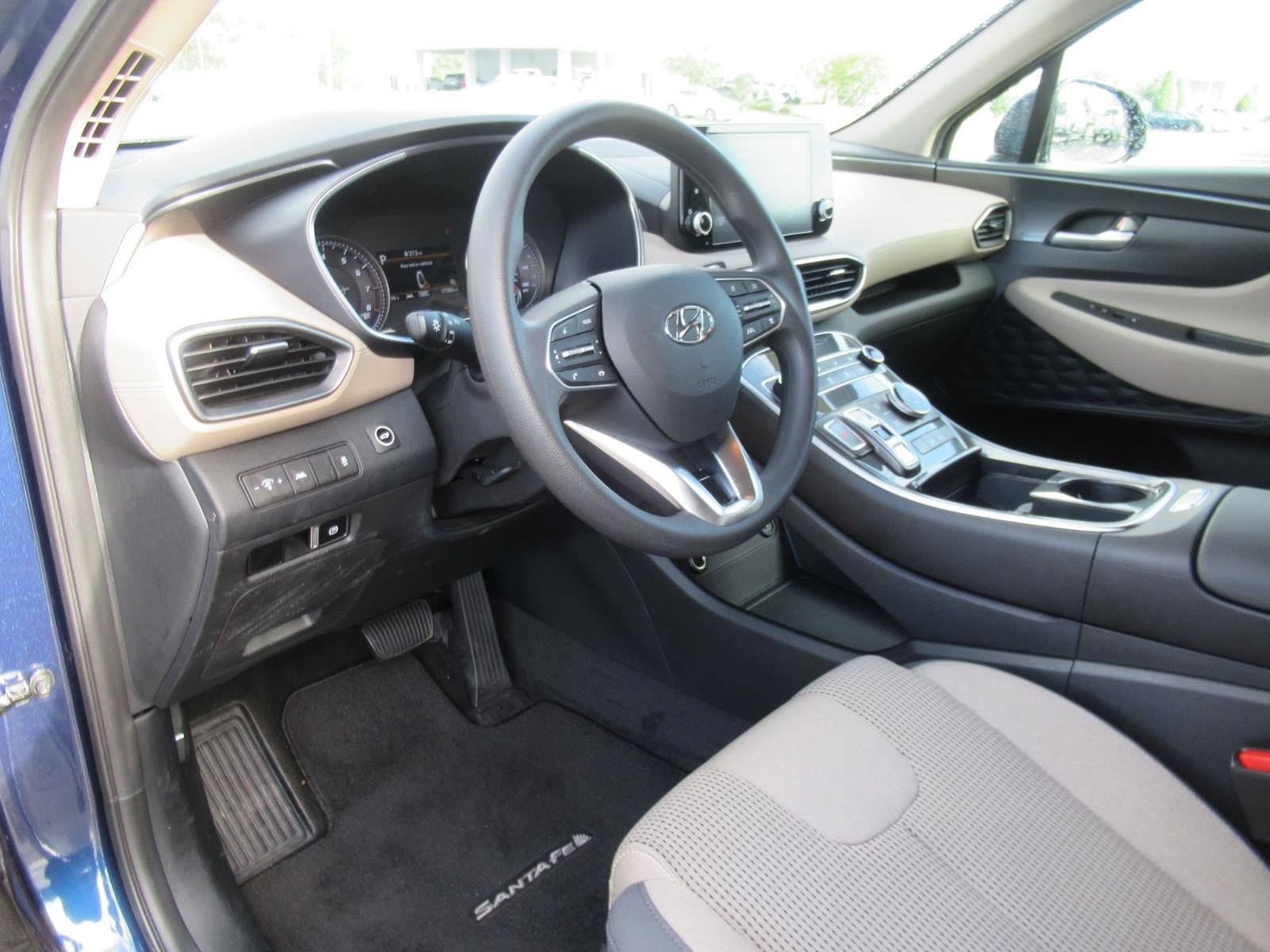 Used 2021 Hyundai Santa Fe SEL FWD image 17
