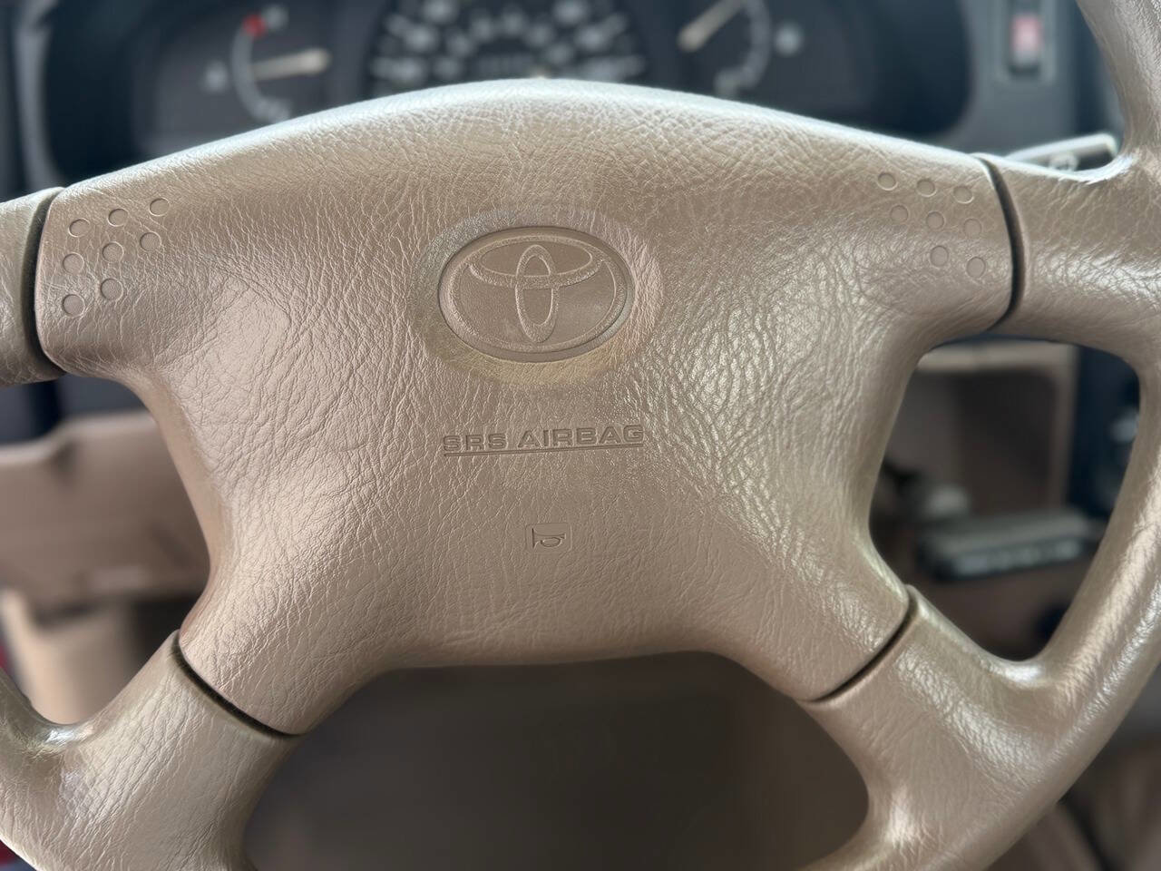 Used 2002 Toyota Tacoma 2WD Regular Cab image 46