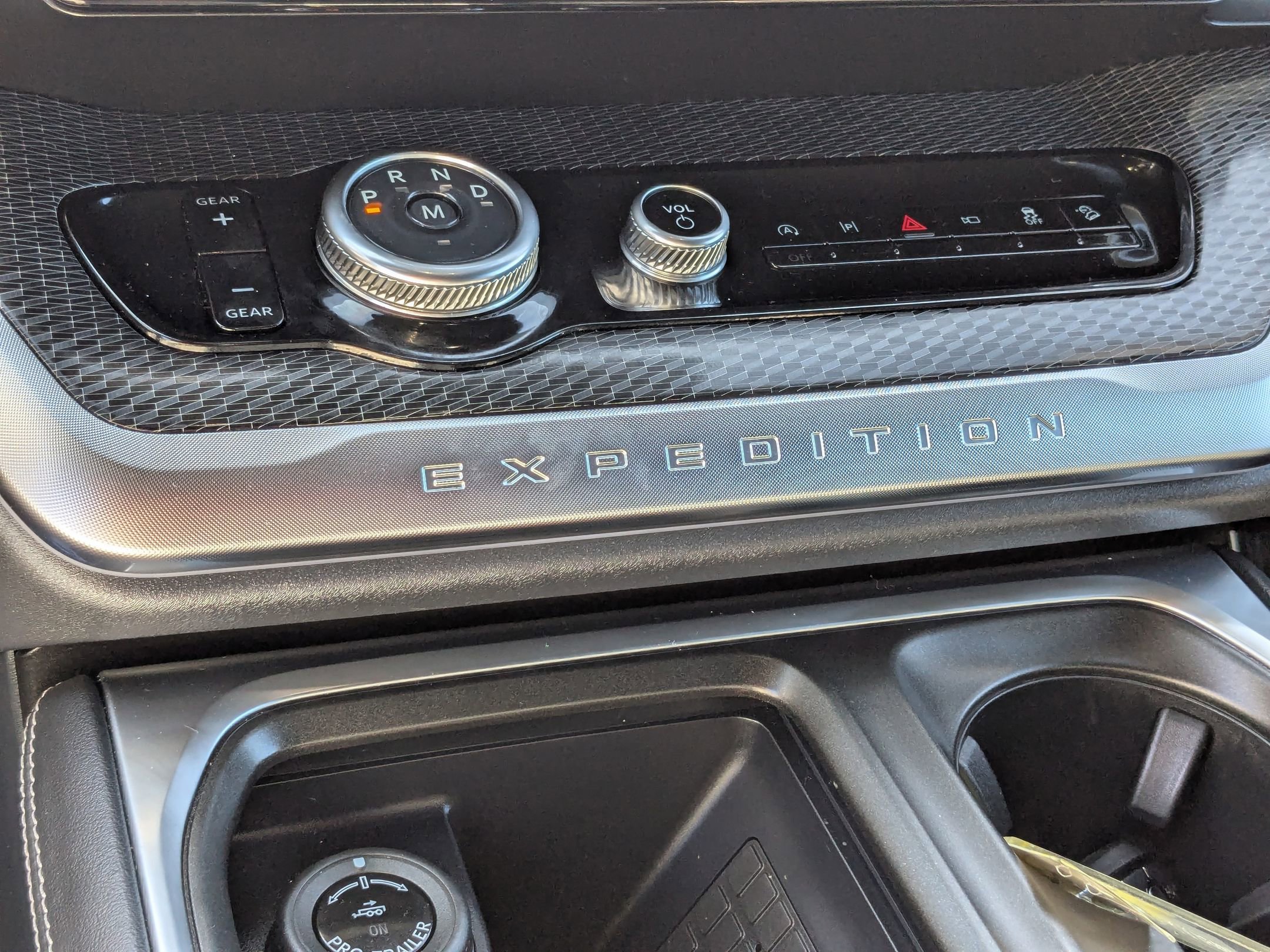 Certified 2025 Ford Expedition Platinum w/ Stealth Performance Package image 26