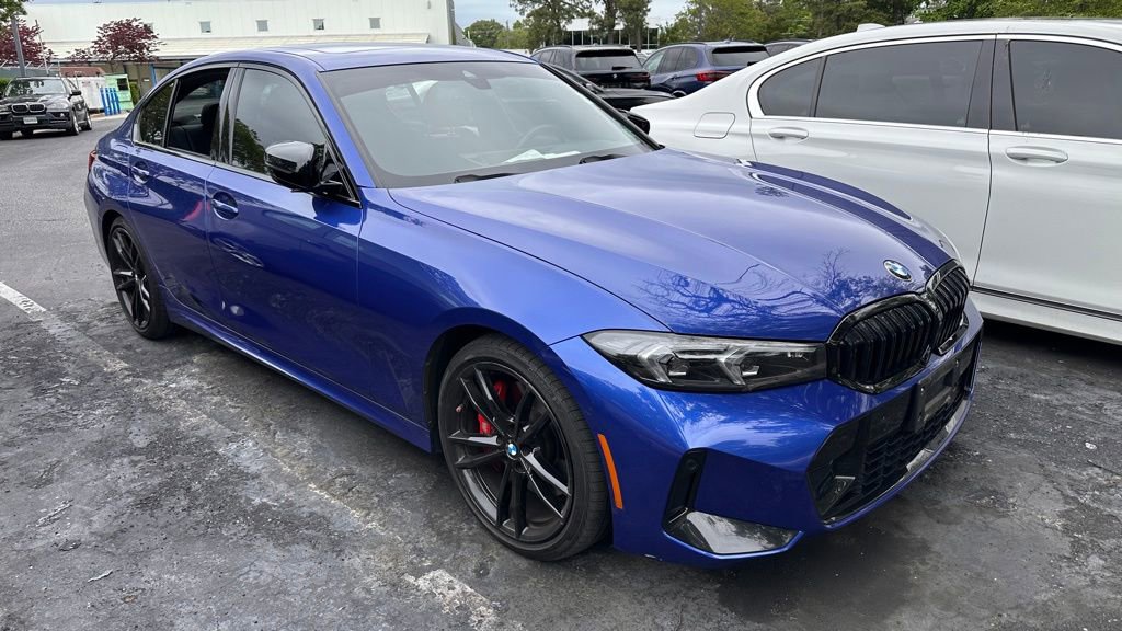 Used 2023 BMW 330i Sedan w/ M Sport Package RWD image 1