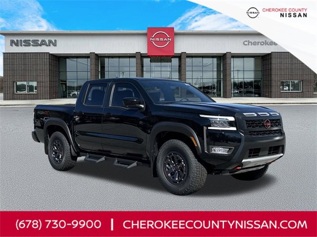 New 2025 Nissan Frontier PRO-4X w/ Pro Convenience Package