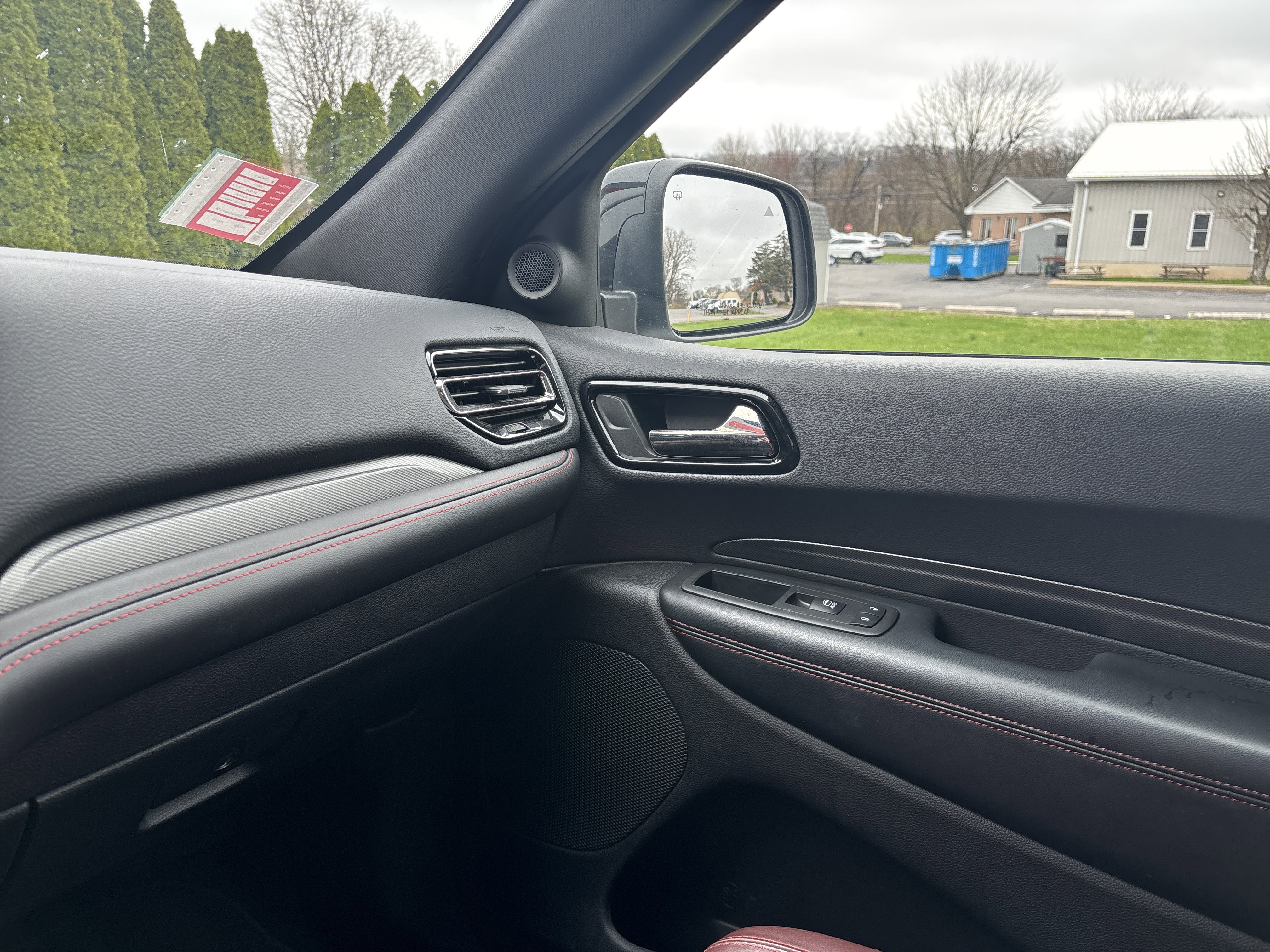 Used 2025 Dodge Durango GT image 24