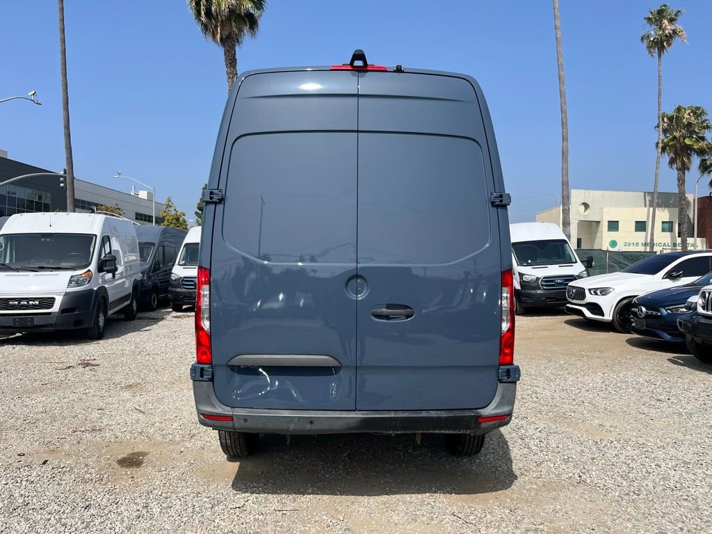 Used 2019 Mercedes-Benz Sprinter 144 image 8