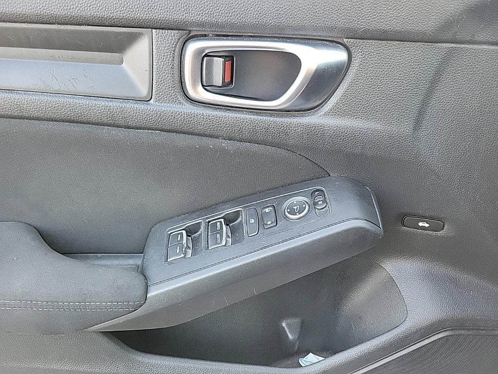 Used 2022 Honda Civic Sport image 12