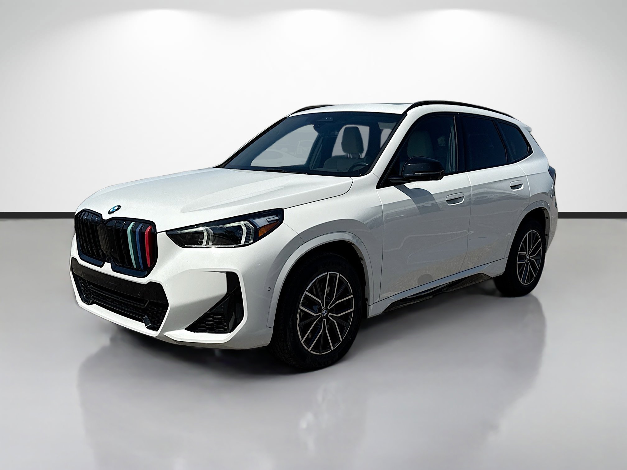 Used 2023 BMW X1 xDrive28i image 7