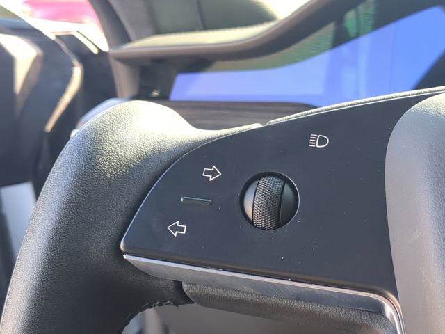 Used 2021 Tesla Model S Plaid image 25