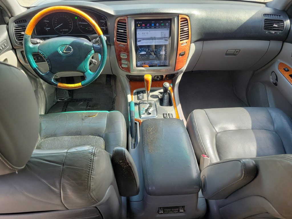 Used 2006 Lexus LX 470 4WD w/ Preferred Accessory Pkg image 20