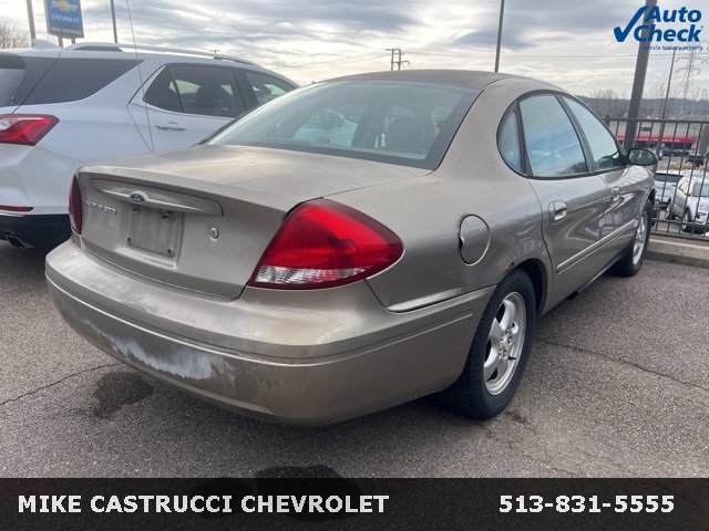 Used 2004 Ford Taurus SES image 3