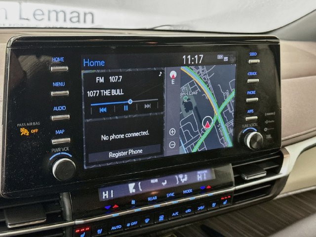 Used 2022 Toyota Sienna Platinum AWD/4WD image 15