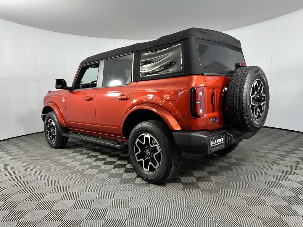 Used 2023 Ford Bronco Outer Banks image 5