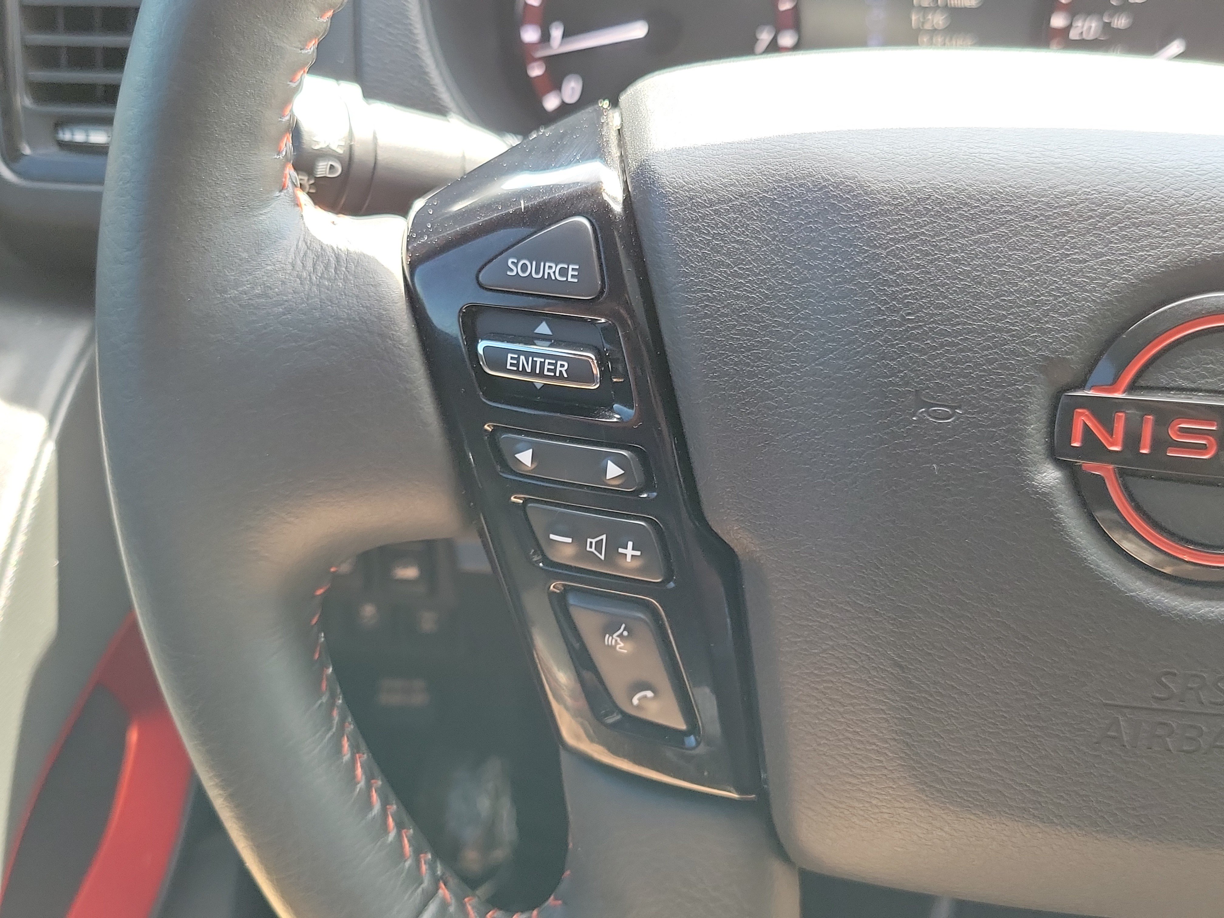 Used 2023 Nissan Frontier PRO-4X w/ Pro-4X Premium Package AWD/4WD image 25
