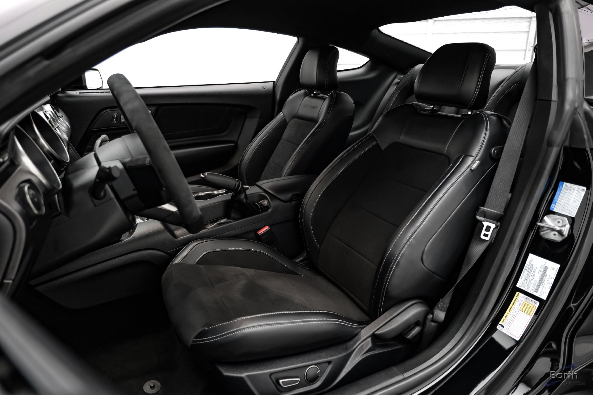 Used 2015 Ford Mustang Shelby GT350 RWD image 36