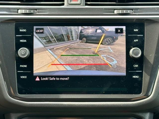 Used 2024 Volkswagen Tiguan SEL R-Line image 29
