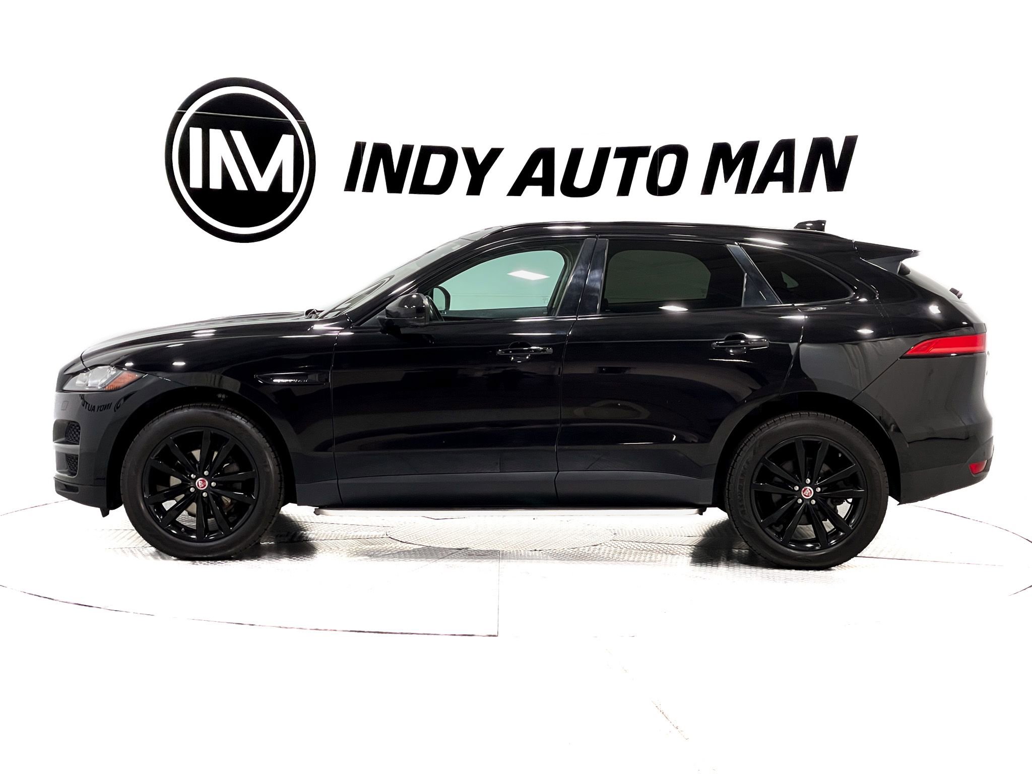 Used 2019 Jaguar F-PACE Prestige image 7
