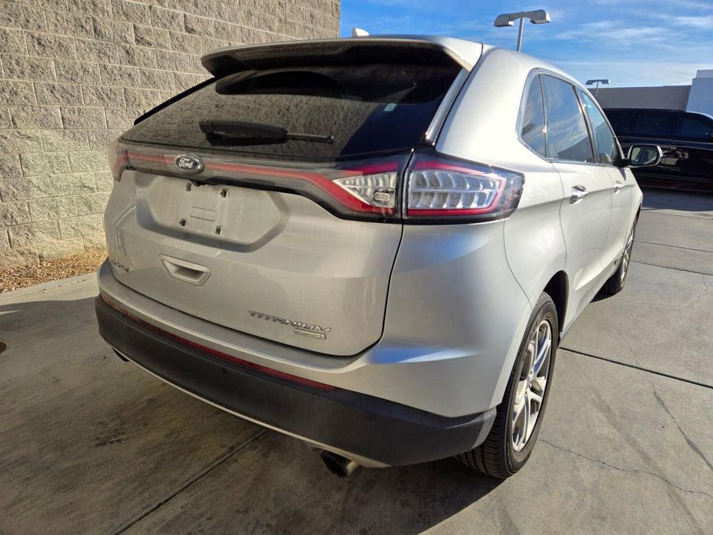 Used 2016 Ford Edge Titanium w/ Technology Package image 4