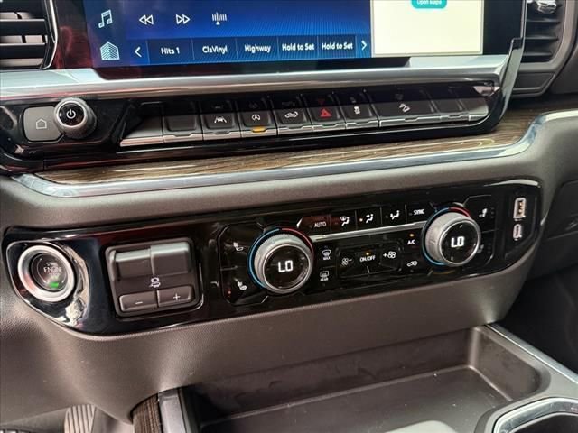 Used 2024 Chevrolet Silverado 1500 LT Trail Boss w/ Protection Package image 12