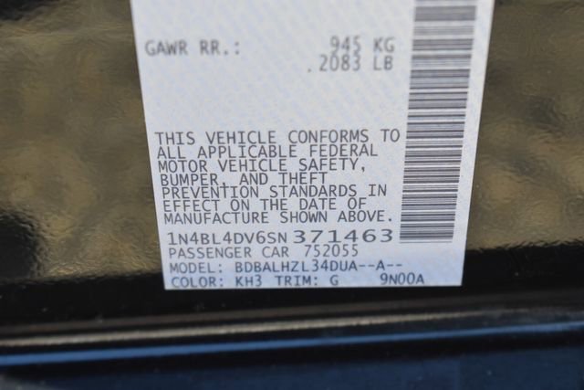 Used 2025 Nissan Altima 2.5 SV image 34
