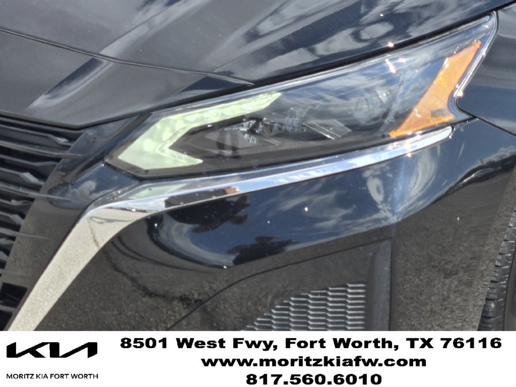 Used 2025 Nissan Altima 2.5 S FWD image 9