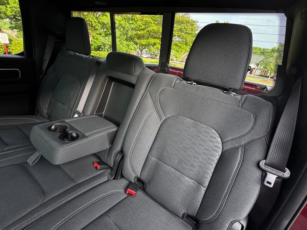 Used 2025 RAM 1500 Big Horn AWD/4WD image 18