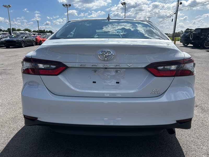 Used 2022 Toyota Camry LE w/ Carpet Mat Package (TMS) AWD/4WD image 4