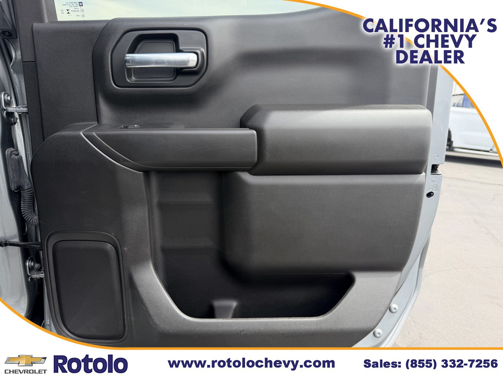 Used 2025 Chevrolet Silverado 1500 Custom Trail Boss w/ Turbomax Blackout Package AWD/4WD image 11