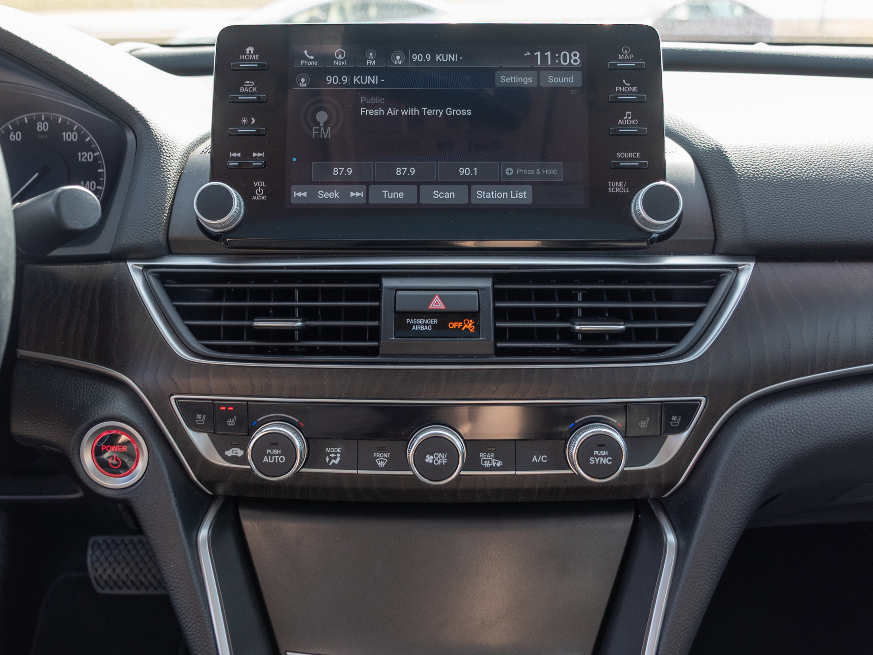 Used 2022 Honda Accord Touring image 14