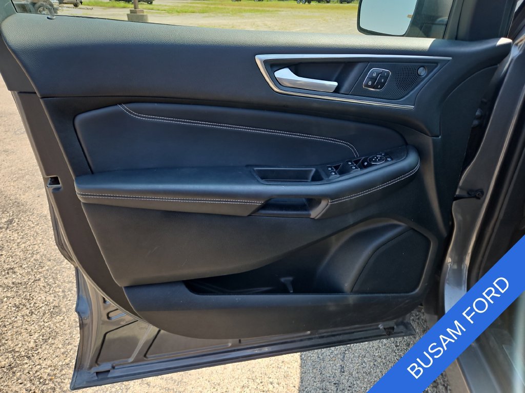 Used 2024 Ford Edge Titanium AWD/4WD image 16