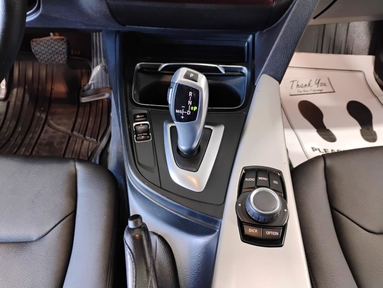 Used 2017 BMW 320i Sedan image 28