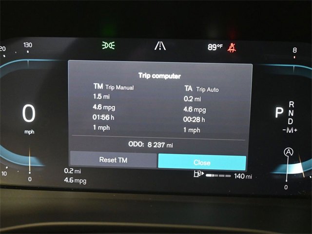 Used 2024 Volvo XC40 B5 Plus w/ Protection Package Premier image 27