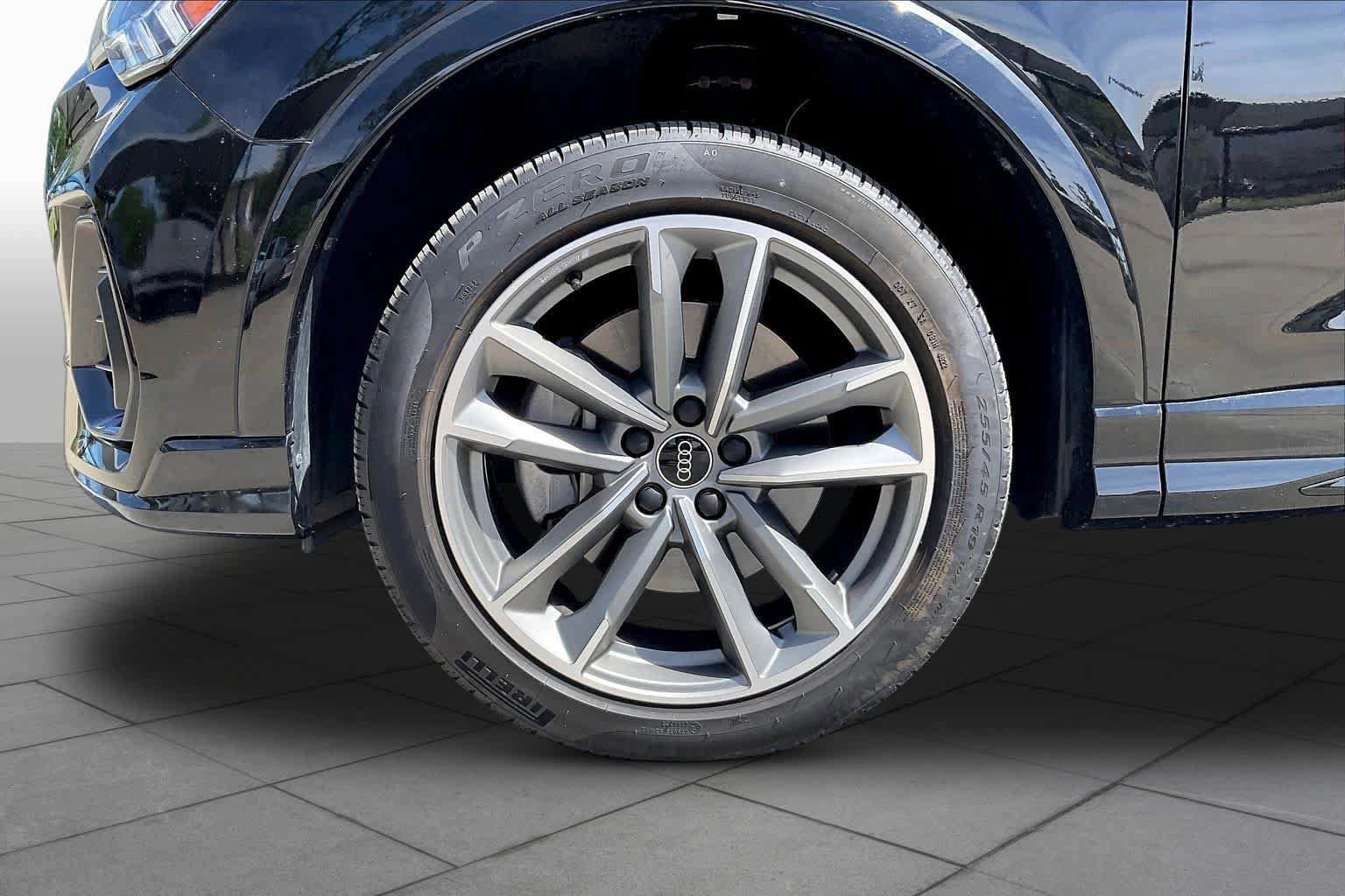 Used 2023 Audi Q3 2.0T Premium Plus w/ Premium Plus Package image 11