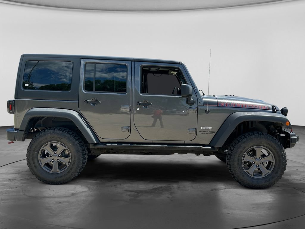 Used 2018 Jeep Wrangler Unlimited Rubicon w/ Connectivity Group AWD/4WD image 7