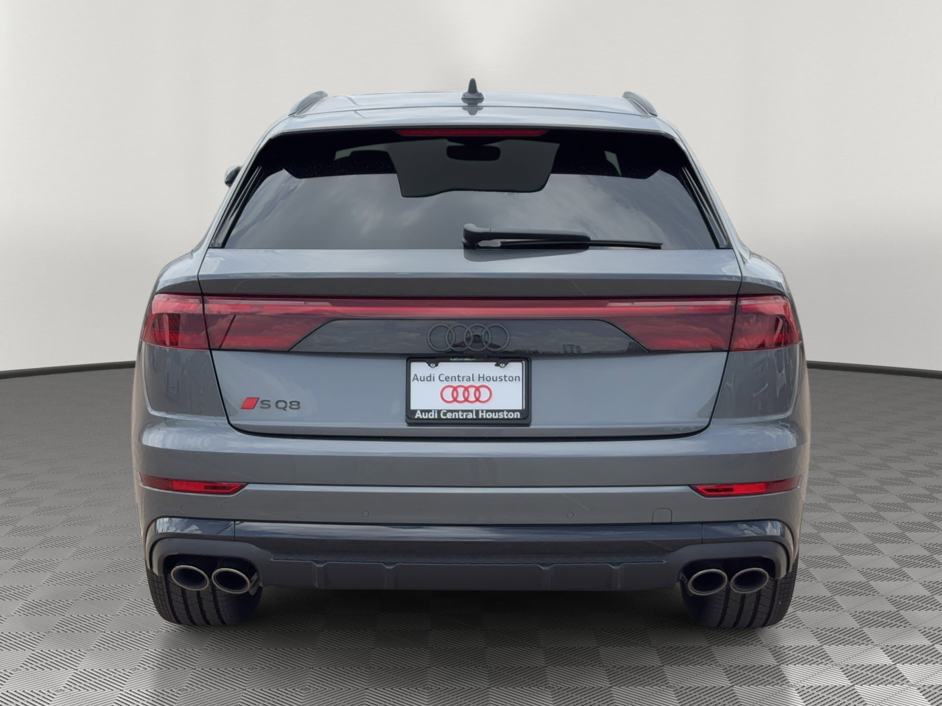 New 2026 Audi SQ8 Premium Plus image 10