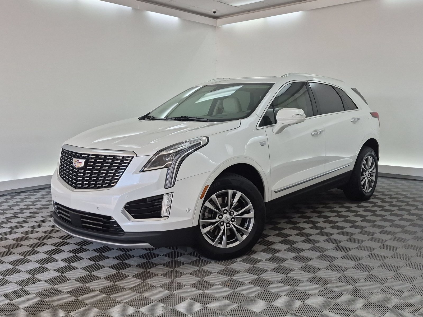 Used 2022 Cadillac XT5 Premium Luxury w/ Technology Package