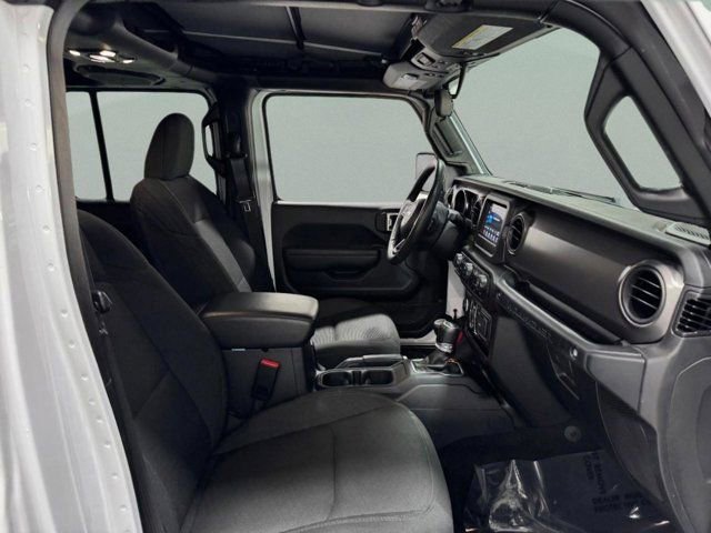 Used 2023 Jeep Wrangler Unlimited w/ Cold Weather Group AWD/4WD image 30