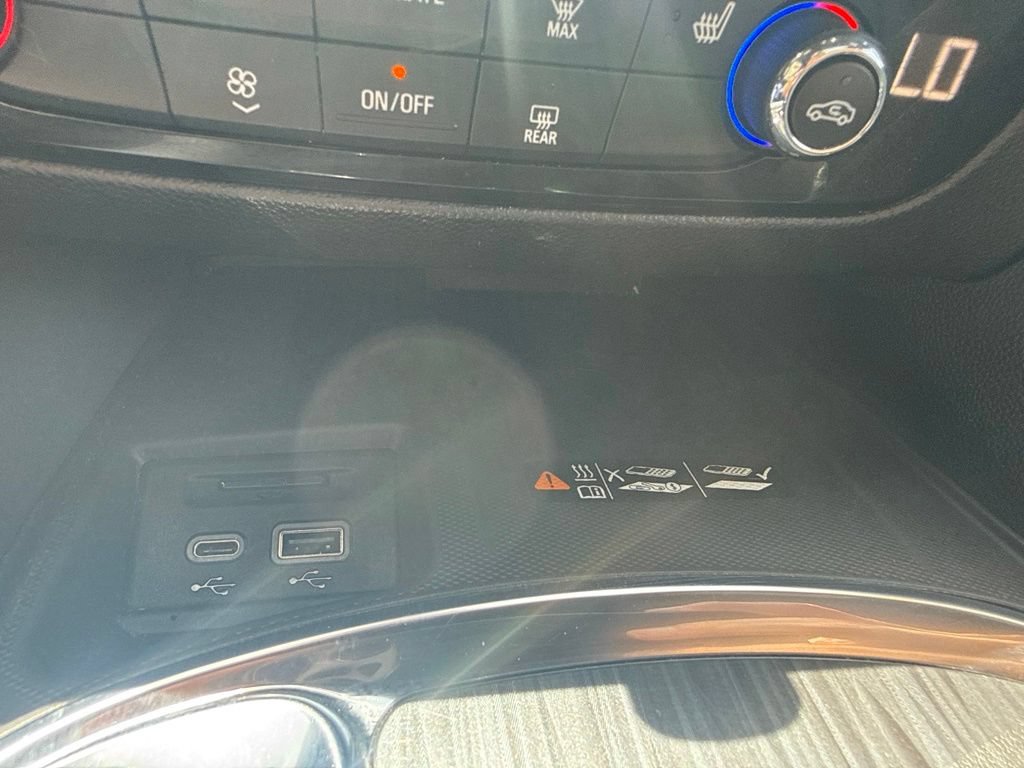 Used 2023 Buick Enclave Essence w/ Experience Buick Package FWD image 36