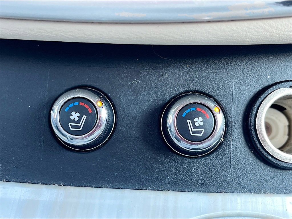 Used 2015 Nissan Murano Platinum w/ Cargo Package w/Cover image 21