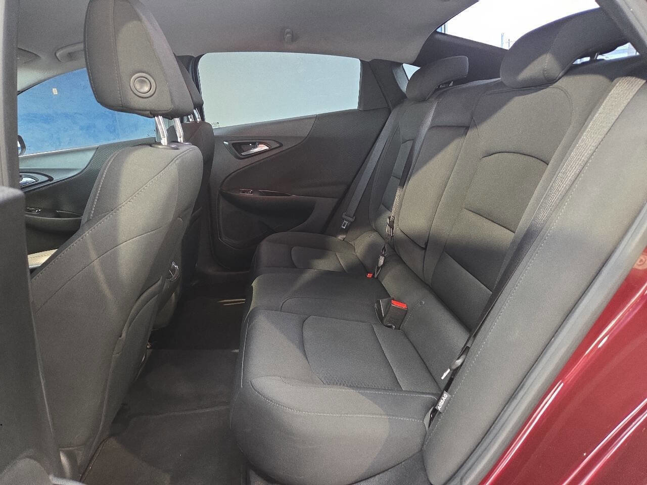 Used 2016 Chevrolet Malibu LT image 21