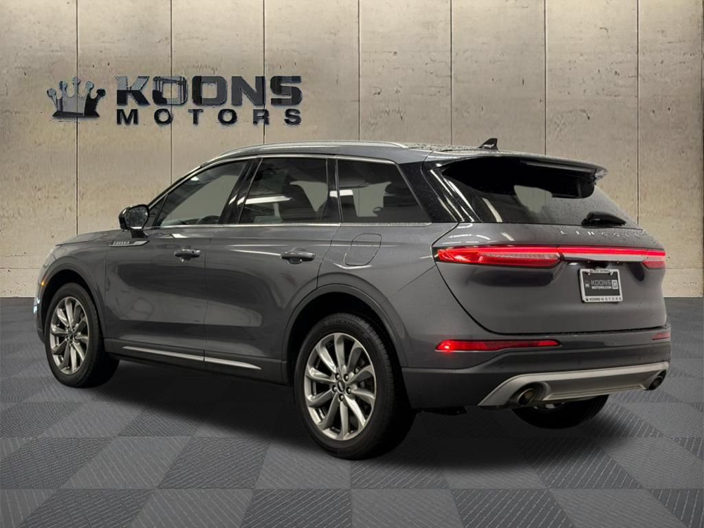 Used 2022 Lincoln Corsair AWD w/ Premium Package image 6
