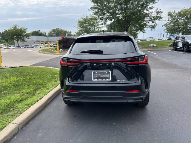 Used 2025 Lexus NX 350h AWD w/ Cold Area Package image 4